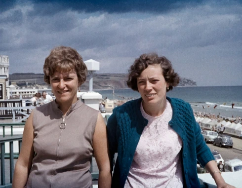 This is how you can restore digitized slides with PhotoGlory - after