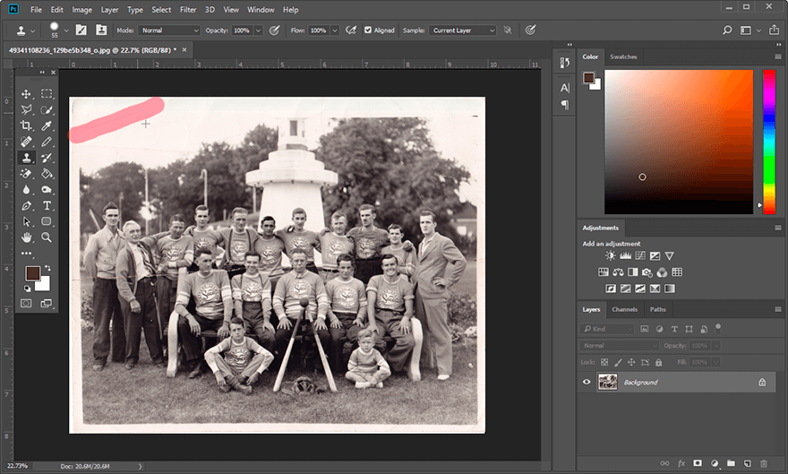Restore old photos with Photoshop